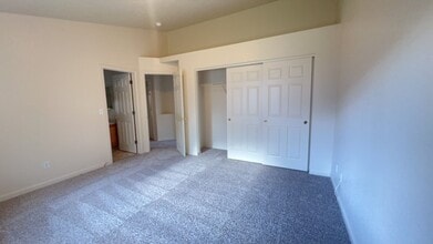 1325 Chichester Dr in Gardnerville, NV - Building Photo - Building Photo