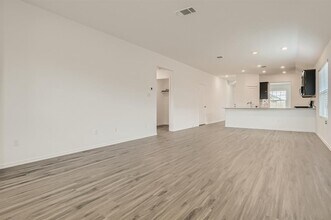 1105 S Mays St in Round Rock, TX - Building Photo - Building Photo
