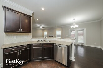 2055 Cold Creek Ct in High Point, NC - Building Photo - Building Photo