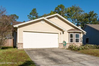 2080 Tanager Dr in Orange Park, FL - Building Photo - Building Photo