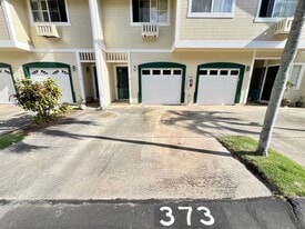 7190 Hawaii Kai Dr in Honolulu, HI - Building Photo