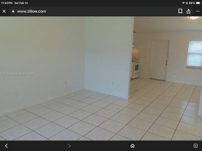 6622 SW 48th St in Davie, FL - Building Photo - Building Photo