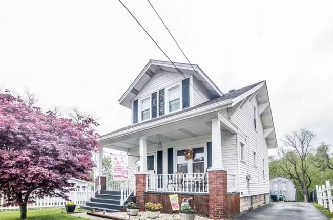 property at 163 Oak Spring Rd