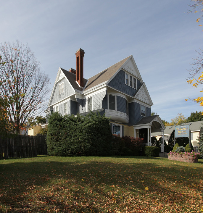 51 Main St in Hudson Falls, NY - Building Photo