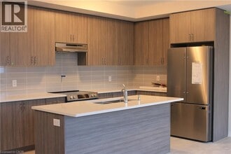 149 Blacklock St in Cambridge, ON - Building Photo - Building Photo