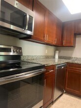 726 Memorial Mews St in Houston, TX - Building Photo - Building Photo
