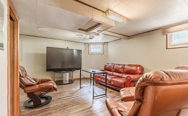 162 N 9th St, Unit 162 N. 9th Apt B in Laramie, WY - Foto de edificio - Building Photo