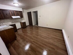 2145 Kenyon St in Louisville, OH - Building Photo - Building Photo