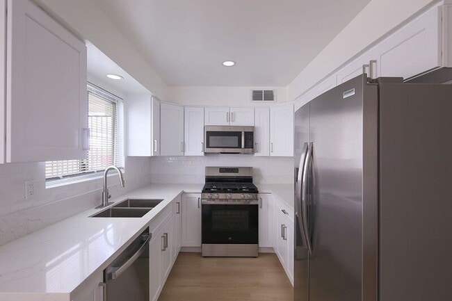 property at 3155 Montrose Ave