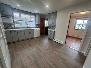 253 Elm St, Unit 3 in Cambridge, MA - Foto de edificio - Building Photo