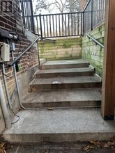 10 Silverdale Crescent in Toronto, ON - Building Photo - Building Photo