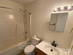 401 Needle Ct in Kannapolis, NC - Building Photo - Building Photo