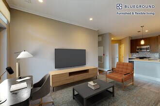 240 E Shore Rd, Unit SI FL5-ID1852A in Great Neck, NY - Building Photo - Building Photo