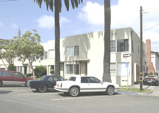 935-939 E 1st St in Long Beach, CA - Building Photo - Building Photo