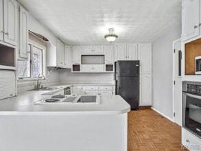 33 Vanderbilt Pl in O'Fallon, IL - Building Photo - Building Photo