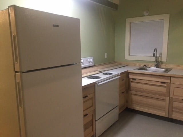 38 Jarvis St in Windsor, VT - Building Photo - Building Photo