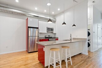 1215 N Hancock St, Unit B in Philadelphia, PA - Building Photo - Building Photo