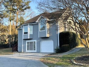 2018 Spicers Ln in Woodstock, GA - Foto de edificio - Building Photo