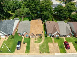 5844 Ashridge Pl in Memphis, TN - Building Photo - Building Photo