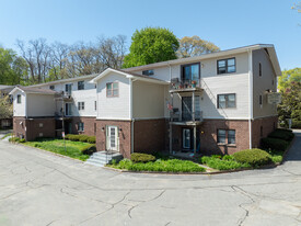 Canterbury Village Condominiums Apartments