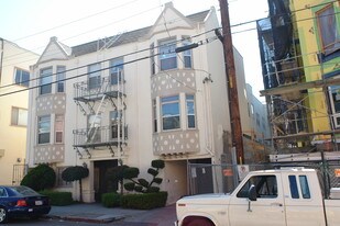 2120 Delaware St Apartamentos