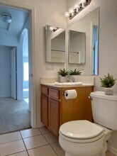 3940 N Kioha Dr, Unit Unit B in Eloy, AZ - Building Photo - Building Photo