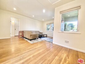 2822 11th St in Santa Monica, CA - Building Photo