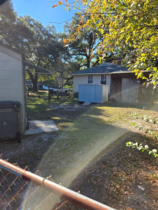 5617 Meadow Ave in North Charleston, SC - Building Photo - Building Photo