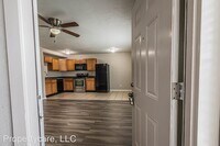 3918 Anita St photo'