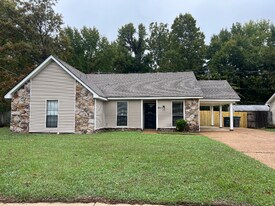 7358 Country Side Rd in Memphis, TN - Building Photo