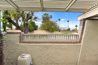 43120 Silk Tree Ln in Palm Desert, CA - Building Photo - Building Photo