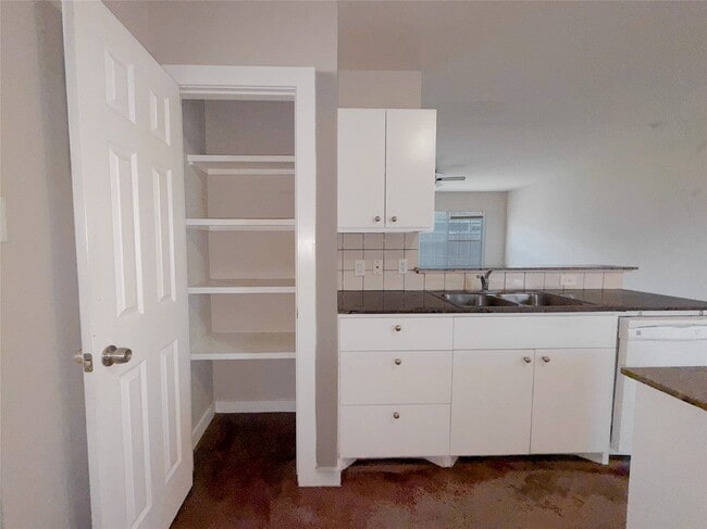 property at 1218 Goodnight Trail