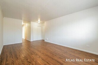 4991 Lowell Blvd in Denver, CO - Building Photo - Building Photo