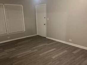 14502 Cottage Grove Ave in Dolton, IL - Building Photo - Building Photo