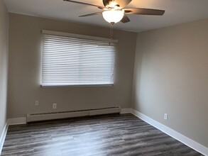 1727 E 14 Mile Rd in Birmingham, MI - Building Photo - Building Photo