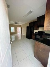 2605 E Franklin Ave, Unit 4 in Alton, TX - Foto de edificio - Building Photo