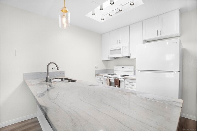 property at 8026 Linda Vista Rd