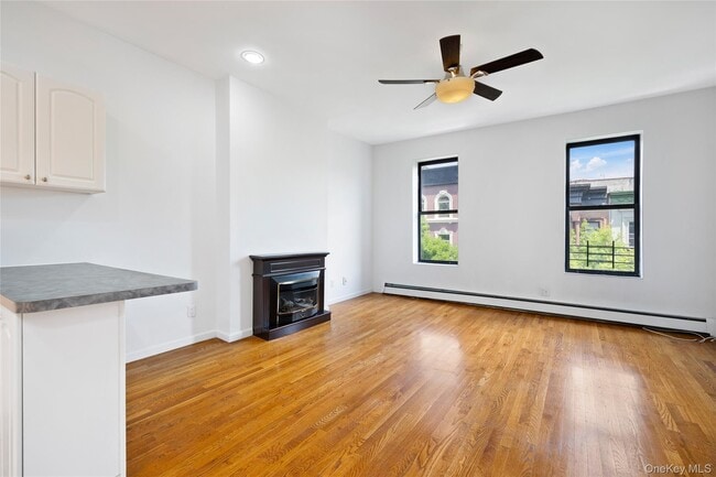 118 W 136th St in New York, NY - Building Photo - Building Photo