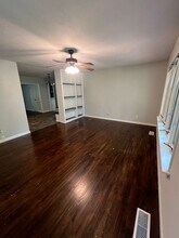 21 Birch Dr in Chatham, IL - Building Photo - Building Photo