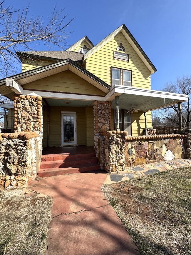 624 N Wentz St in Guthrie, OK - Building Photo - Building Photo