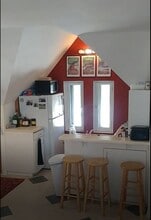 1203 E Brady St, Unit D in Milwaukee, WI - Foto de edificio - Building Photo