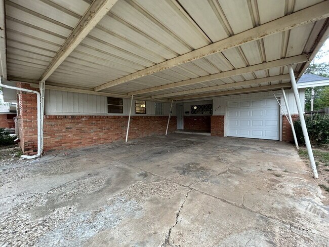 2509 52nd St in Lubbock, TX - Building Photo - Building Photo