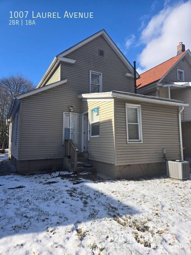 property at 1007 Laurel Ave