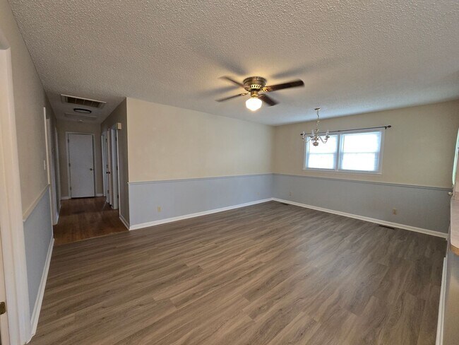 2604 Geneva Ct in Fayetteville, NC - Building Photo - Building Photo