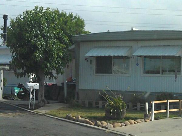 300-348 Petrol Rd in Bakersfield, CA - Foto de edificio - Building Photo