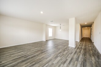 1109 SW 2nd St in Cape Coral, FL - Building Photo - Building Photo