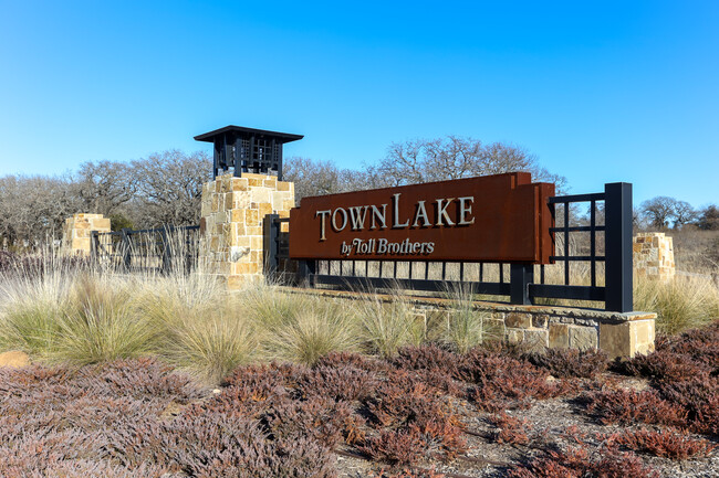 Town Lake at Flower Mound in Flower Mound, TX - Building Photo - Building Photo