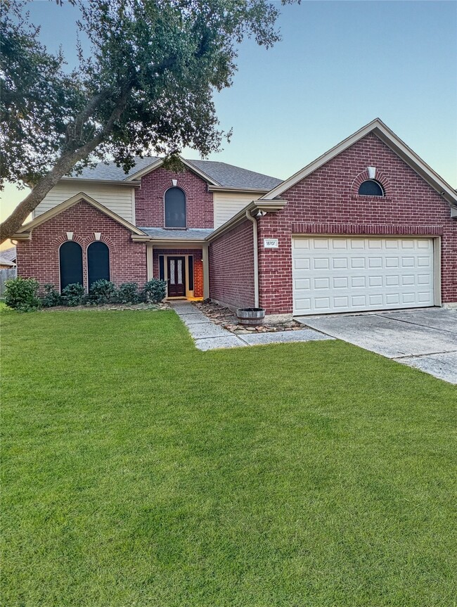 property at 18707 Woodbreeze Dr