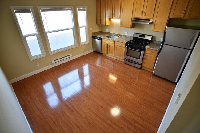 3833 Telegraph Ave in Oakland, CA - Building Photo - Building Photo