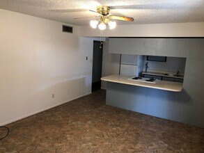 1743 E Campus Dr in Tempe, AZ - Building Photo - Building Photo